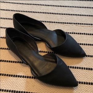 Black pointy D’Orsay flats